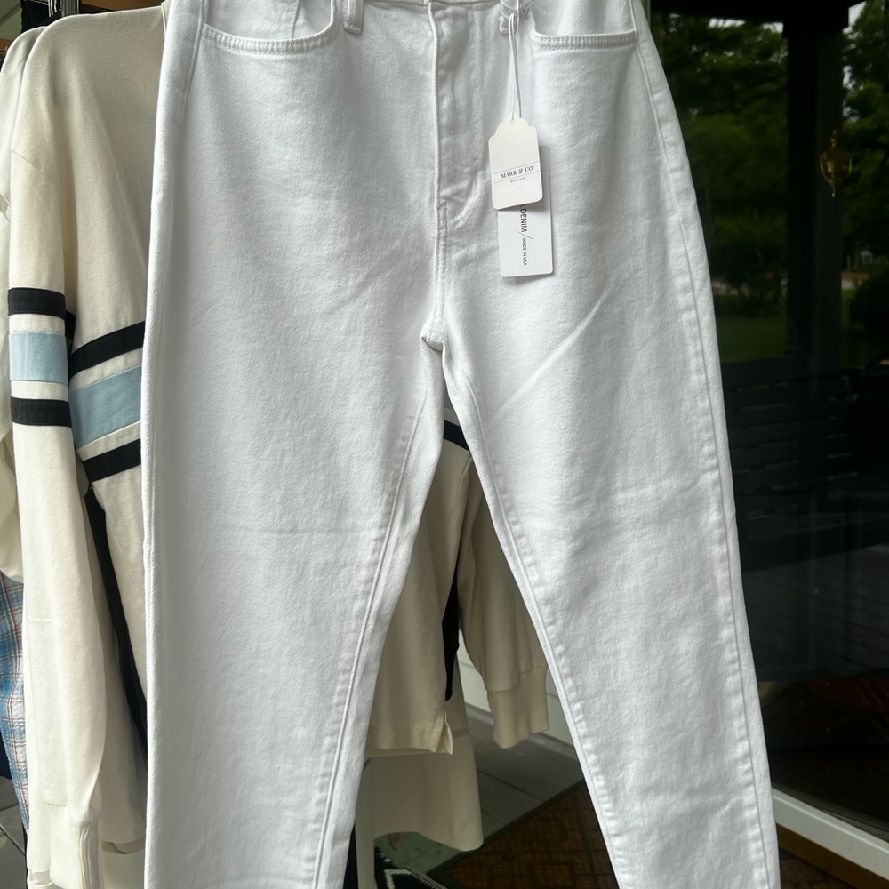 Just Black White Jeans, 19